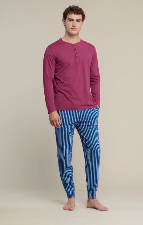 NOIDINOTTE Pigiama uomo lungo cotone Stripes top manica lunga tinta unita con abbottonatura profonda a serafino e pantalone lungo a righe con tasche e polsini Prugna