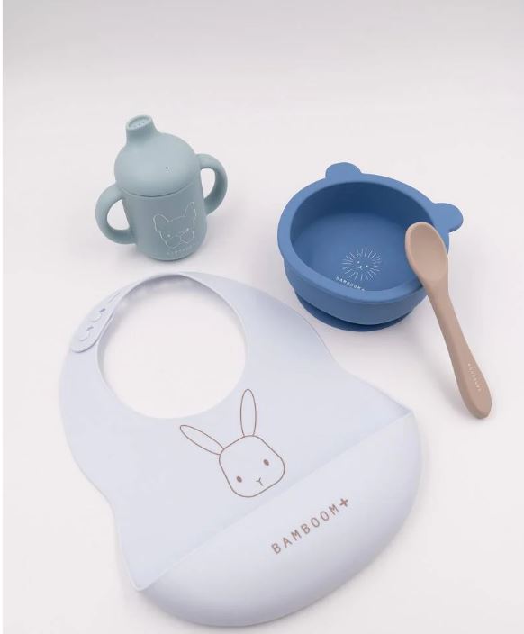 BAMBOOM Set pappa baby Scodella cucchiaio bicchiere con beccuccio bavaglio in silicone Blu